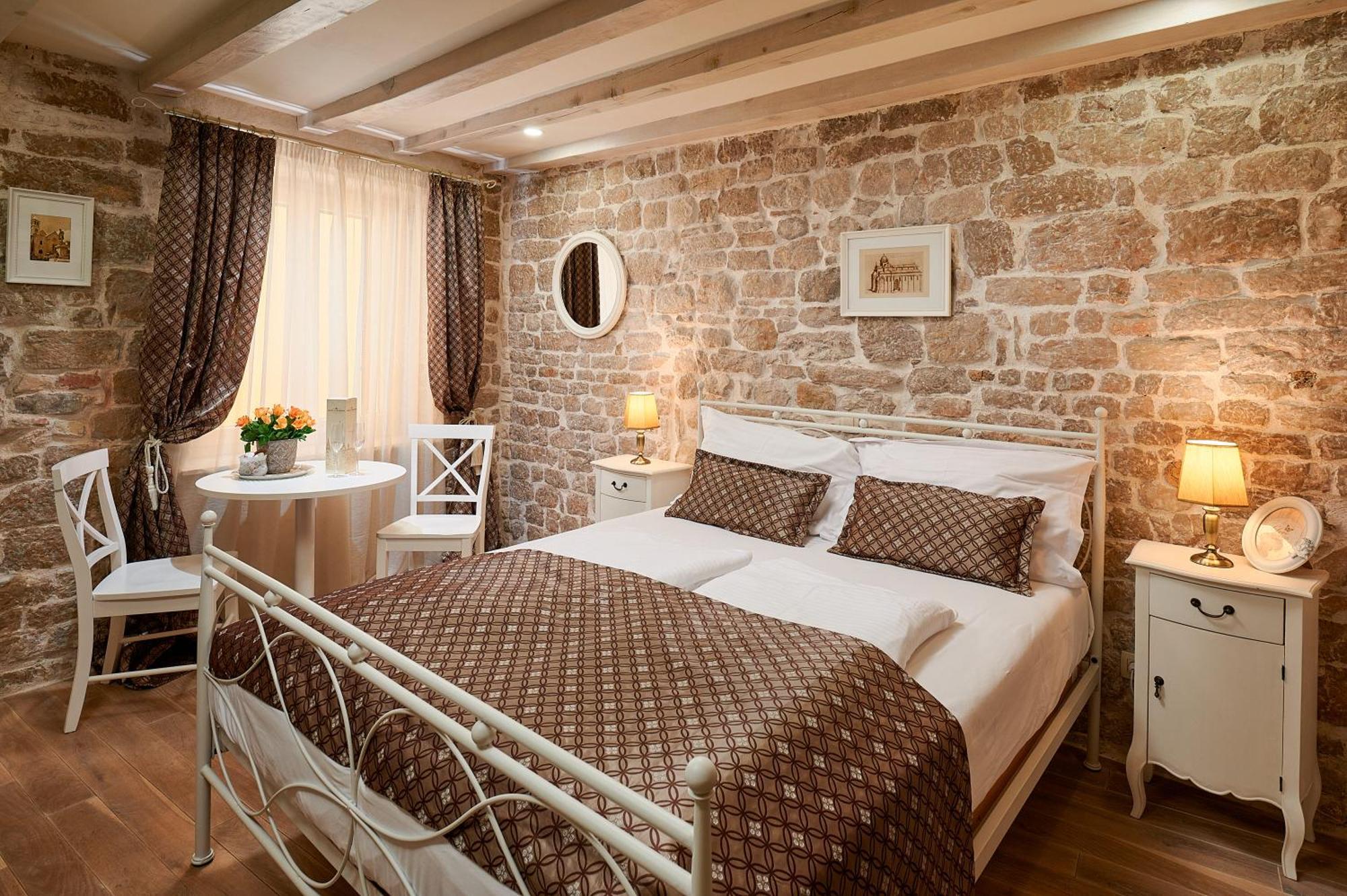 Rustic Apartments Sv Frane In The Old Town Šibenik Exterior foto